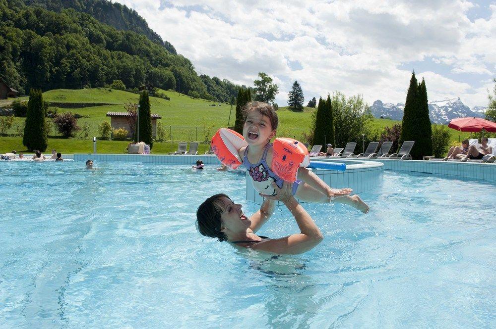 Swiss Holiday Park - Hostelモルシャッハ エクステリア 写真